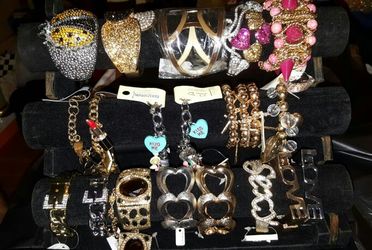 All Styles & Tone BEAUTIFUL BRACELETS