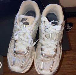 Nike Vomero 5