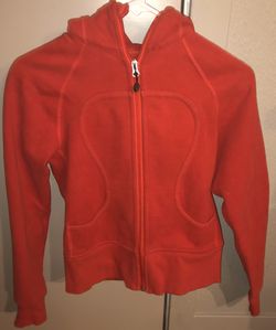 NWOT LULU LEMON HOODED ZIP UP JACKET- RED