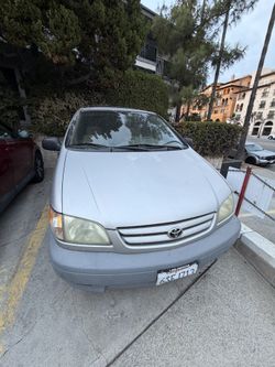 2002 Toyota Sienna