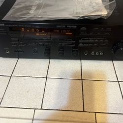 Yamaha Natural Sound Stereo Receiver RX-V690 No Remote
