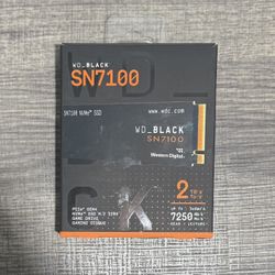 WD Black 2TB  SN7100 2280 SSD