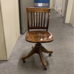 Old Sold Oat Chair 