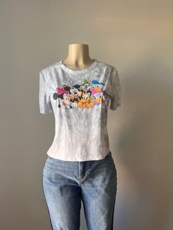Disney Mickey Mouse and Friends Shirt Size Medium