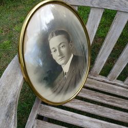 Bubble Glass Antique  Frame With Picture 