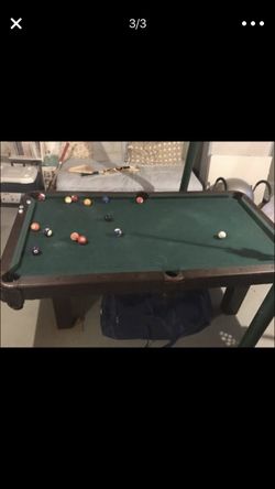 7 ft pool table- good condition
