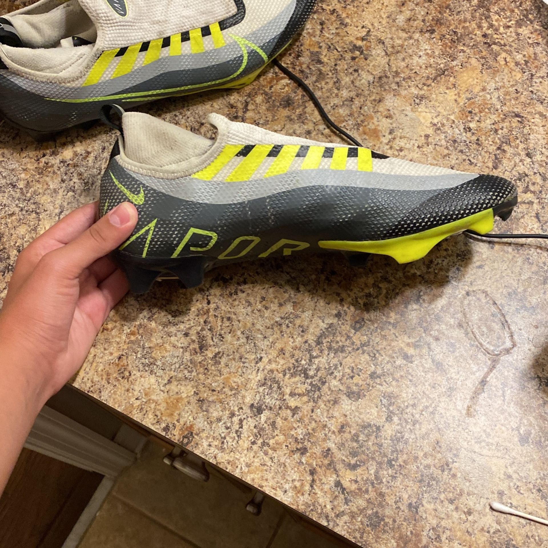 nike vapor 360 cleats size 12