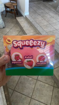 Squeeezy peach