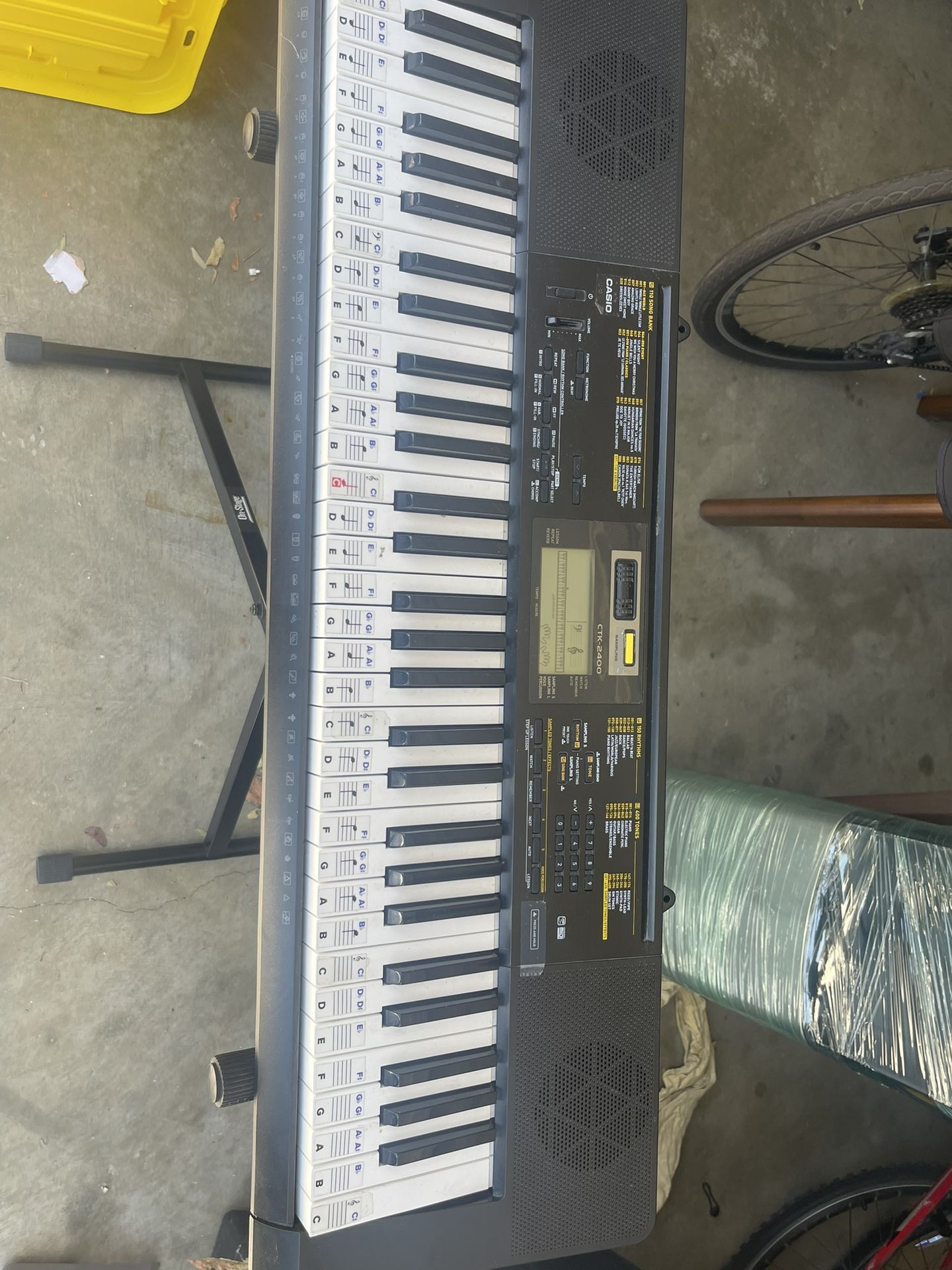Casio Ctk-2400 Keyboard