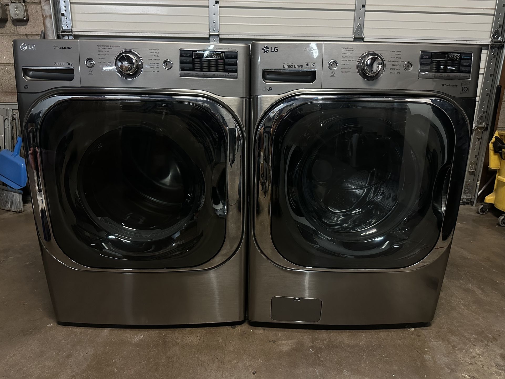 BEAUTIFUL  LG 29 MEGA CAPACITY WASHER AND DRYER SET SUPER CLEAN GREAT CONDITIONS 