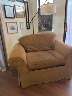 Lazy boy oversized chair