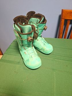 Infusion  BOA Snowboard Boots Womens  9