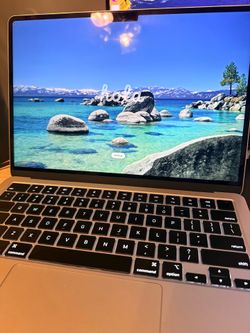 MacBook Air 13” M4 - 16GB RAM - 512GB SSD