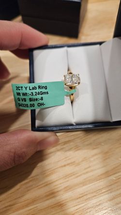 2 carat Lab diamond ring s925 gold plated in Bezel style