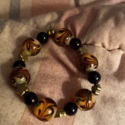 Beautiful Stretch Bracelet LOOK