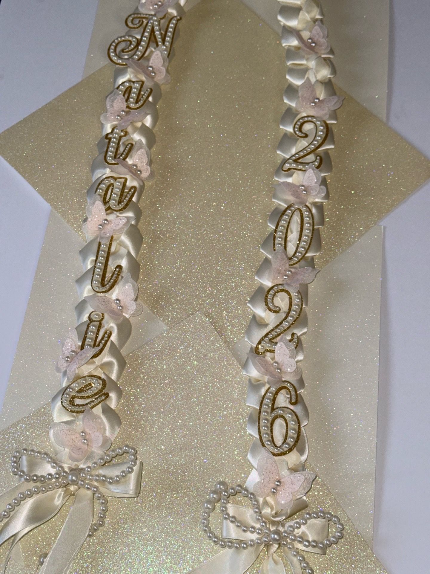 Girly graduation lei