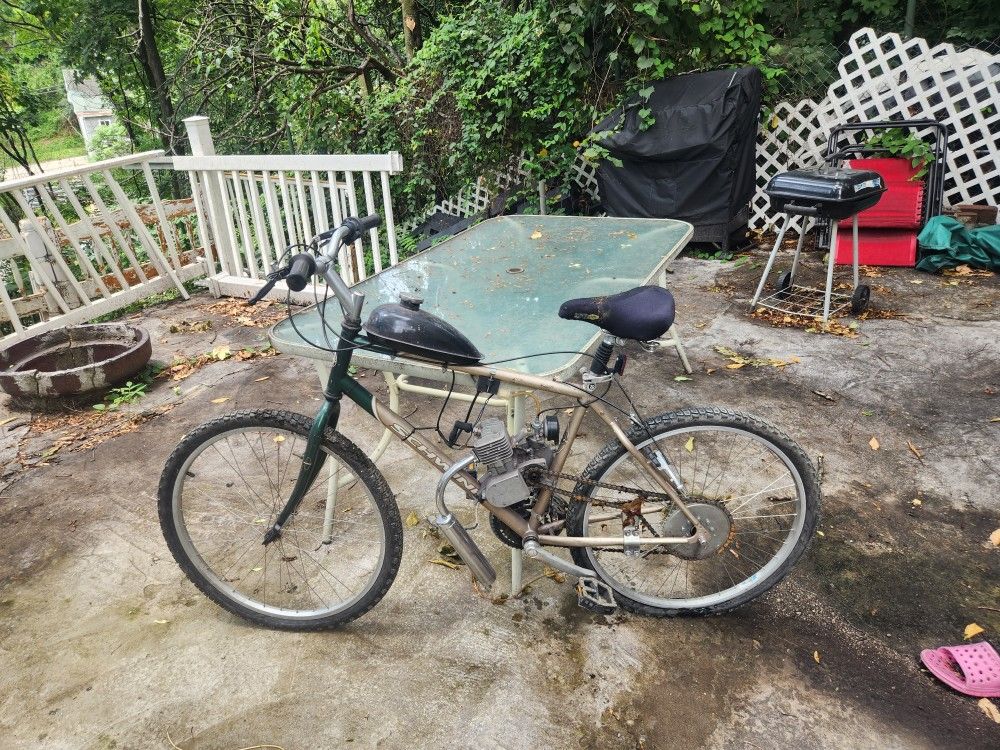Gas Bik