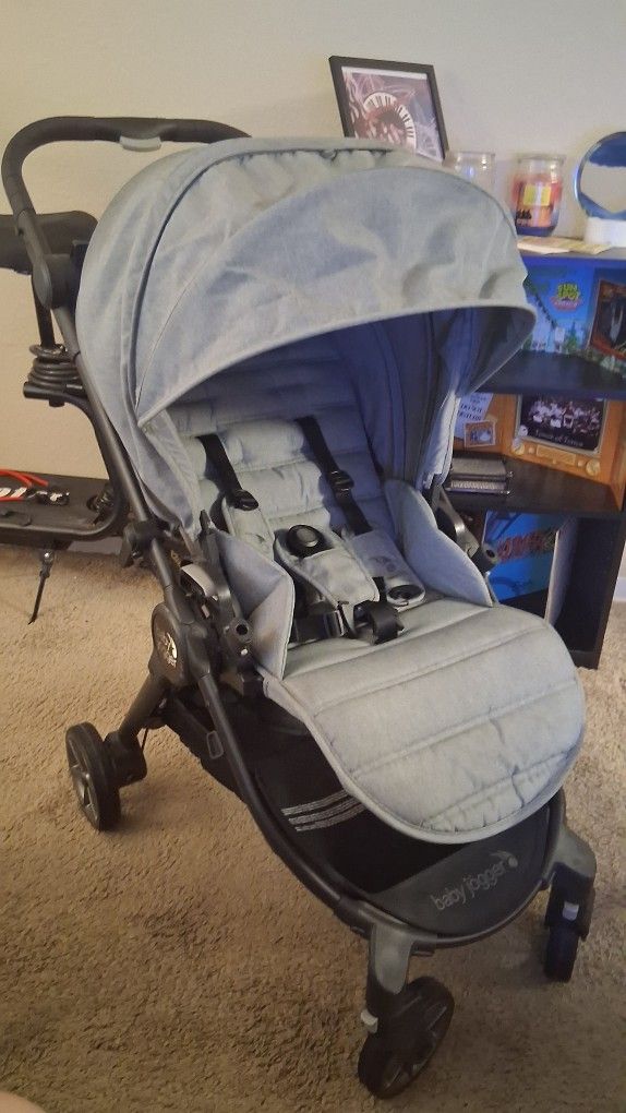 Baby Jogger City Tour LUX Travel Stroller