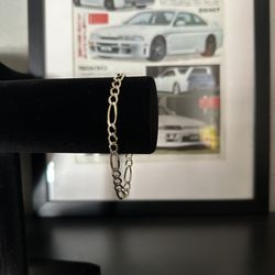 14k figaro chain