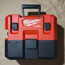Milwaukee M12 FUEL Vacuum 