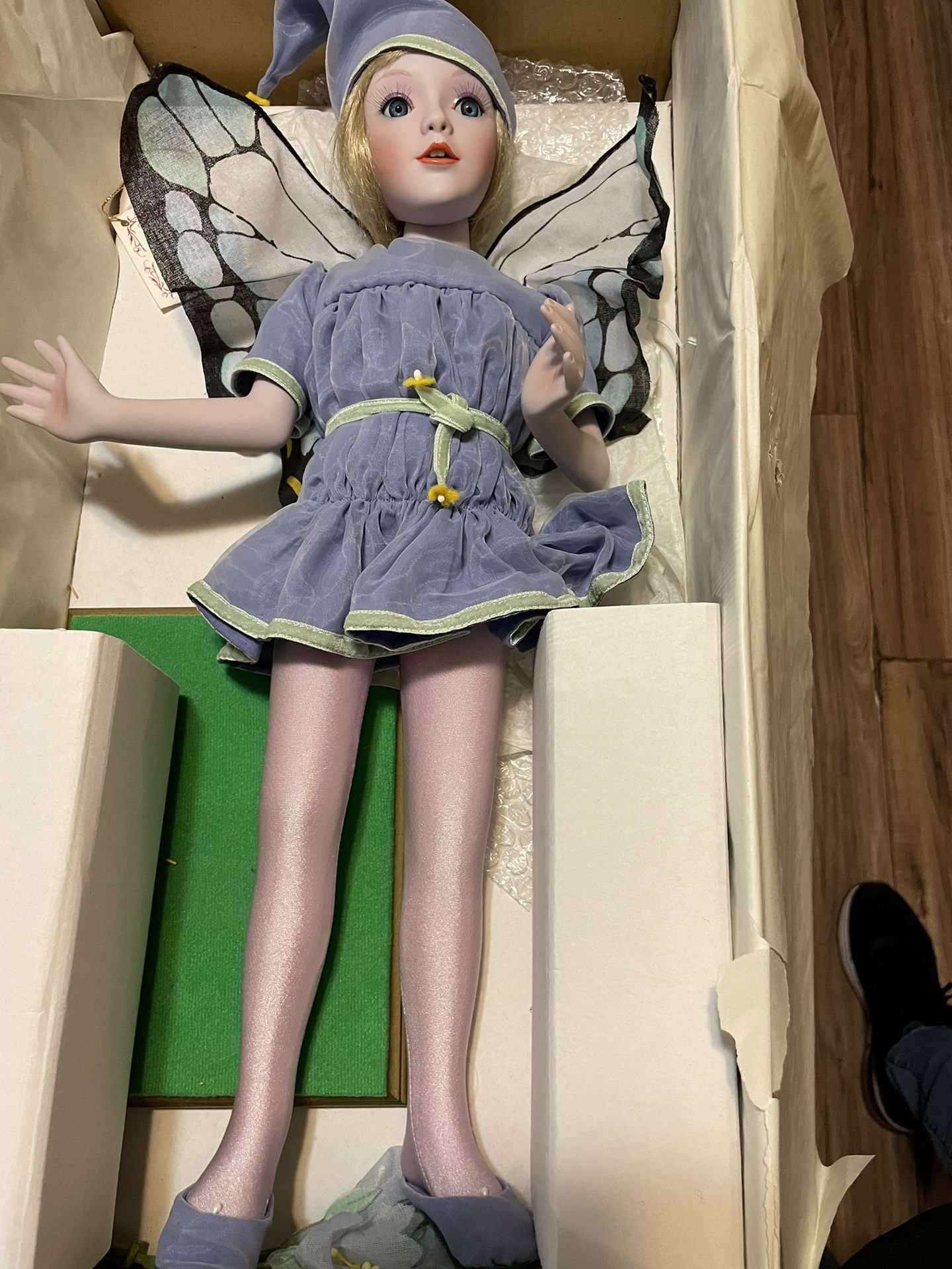 Canterbury Bell Doll Bill O’Connor Flower Fairies Porcelain Wings