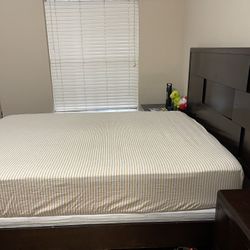 Queen Bed set