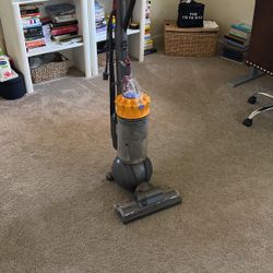 Dyson Ball Multi floor Vacuum 