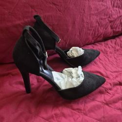 Black Suede Heels 