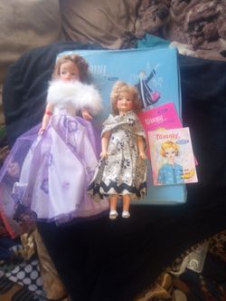 Tammy Doll And Sister Doll Case With Clothes