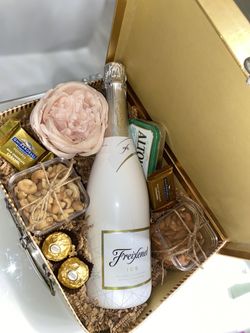 Gift Box- happy birthday - aniverssary