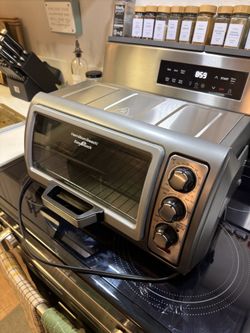 Hamilton Beach Convection Toaster Oven