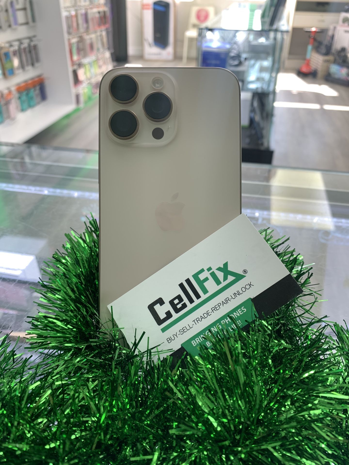 CELlFIX LAKELAND $10 DOWN 