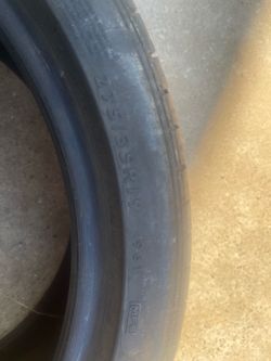 Tire 275/35/19