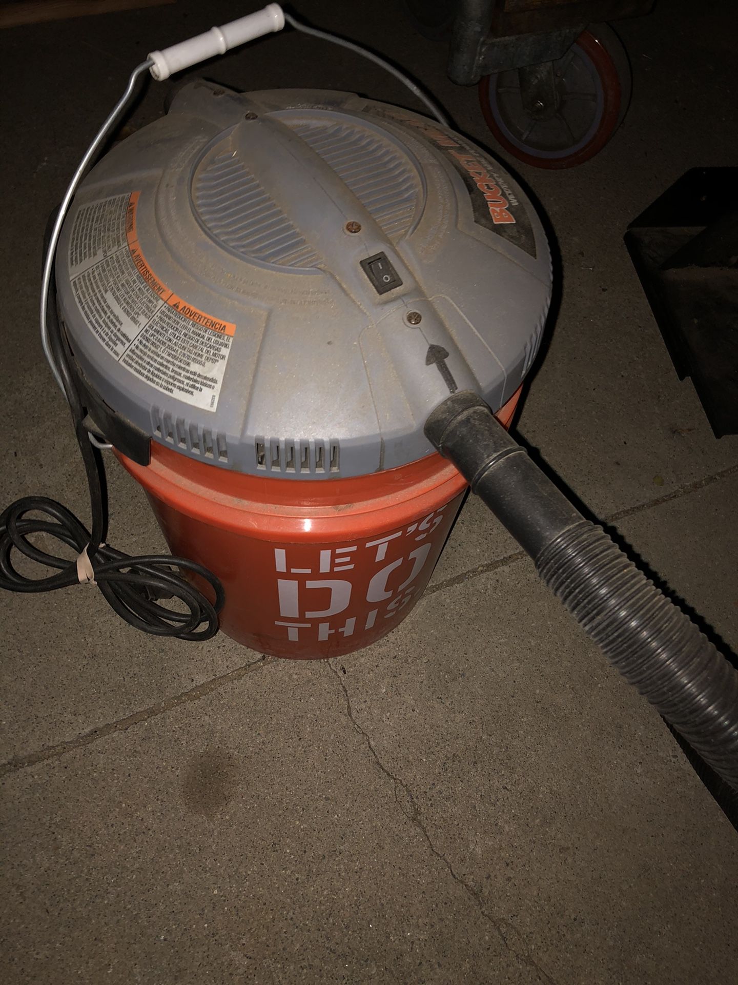 Home Depot bucket head wet dry vac for Sale in Chino, CA OfferUp