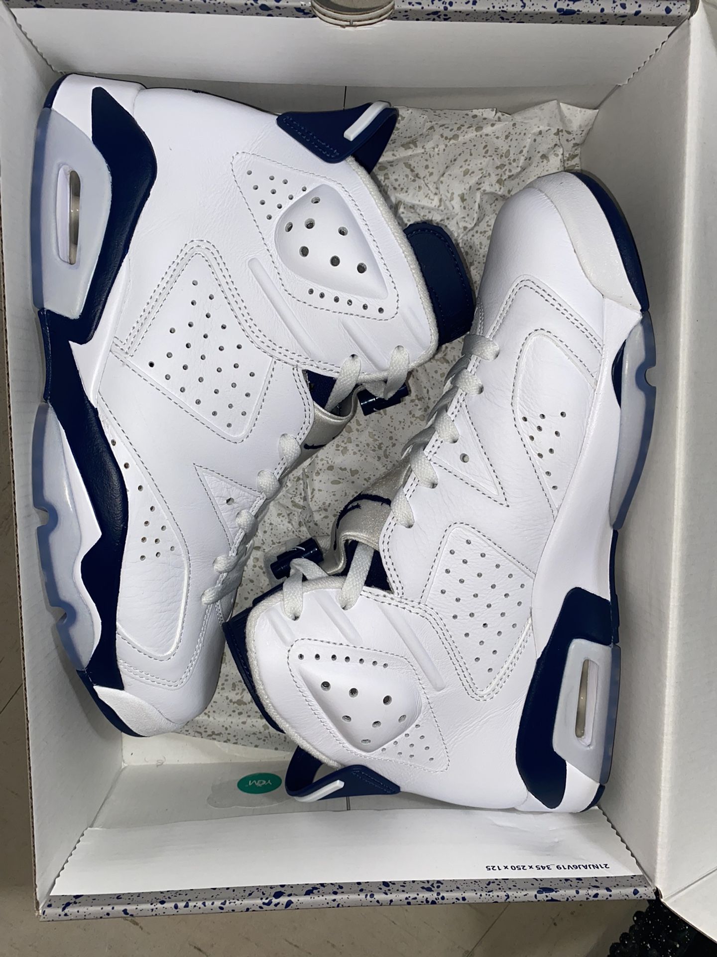 Jordan 6 Midnight Navy 