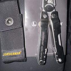 Leatherman Super Tool 300 **BRAND NEW NEVER BEEN USED**