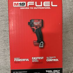 Milwaukee M18 Fuel Impact Wrench 