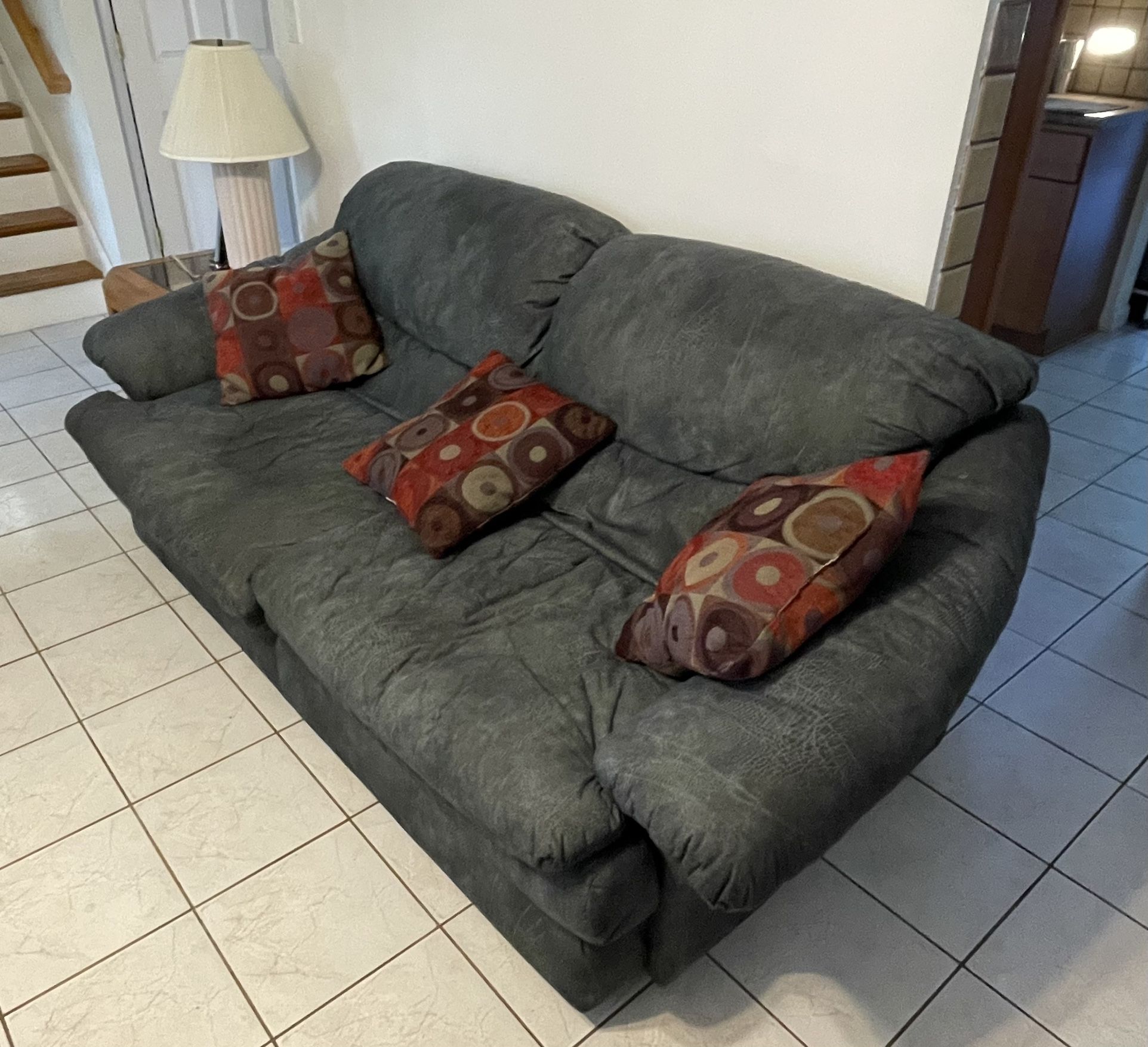4 Pc Couch Set