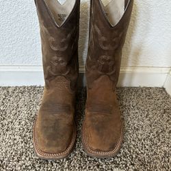 Old West Boys Boots Brown 5.5 big boys 