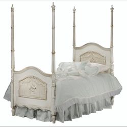 AFK Cherubini Bed Queen
