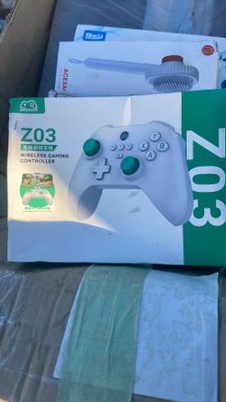 Wireless game controller