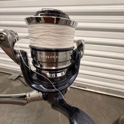 Fishing Rod/Reel Combo: SW14000XG Shimano Twin Power, Graphtech GSP80M 20-30lb