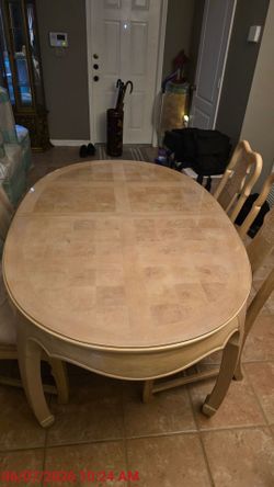 Free dining room set