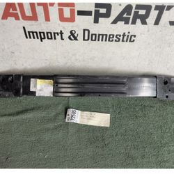 2007 - 2008 - 2010 - 2011 - 2015 - 2017 GMC ACADIA FRONT REINFORCEMENT REBAR OEM AX72585