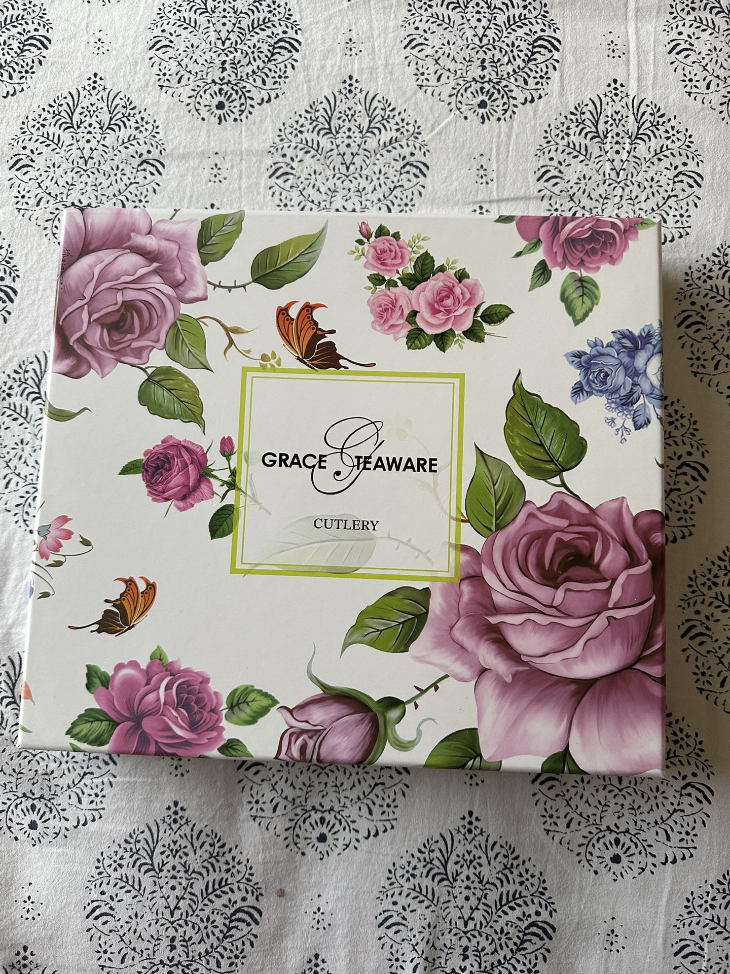 Grace Teaware Floral Cutlery Set