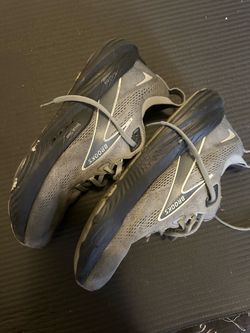 Mens sneakers