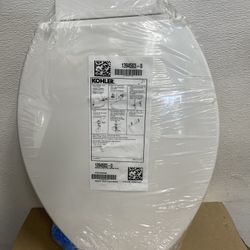 Kohler - elongated Plastic Toilet Seat - Soft Close In White