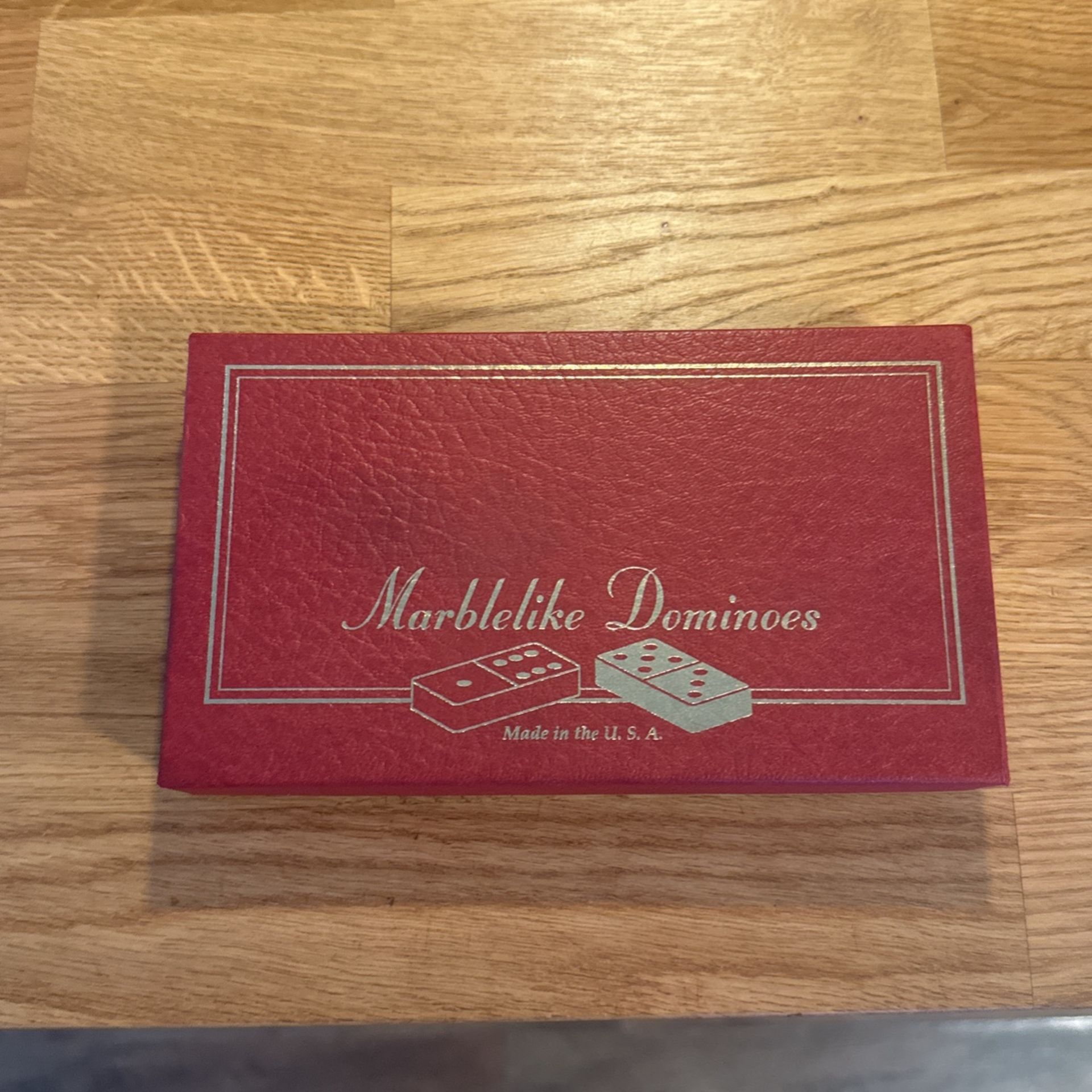 PUREMCO Professional Extra Thick Marblelike Dominoes (Spjst Logo)