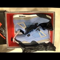 Jordan 4 “ University Blue “ Size 7Y