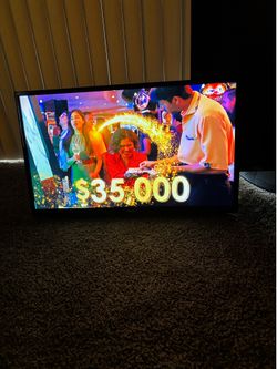 32" HD Smart TV M4500B SAMSUNG. With. REMOTE CONTROL.